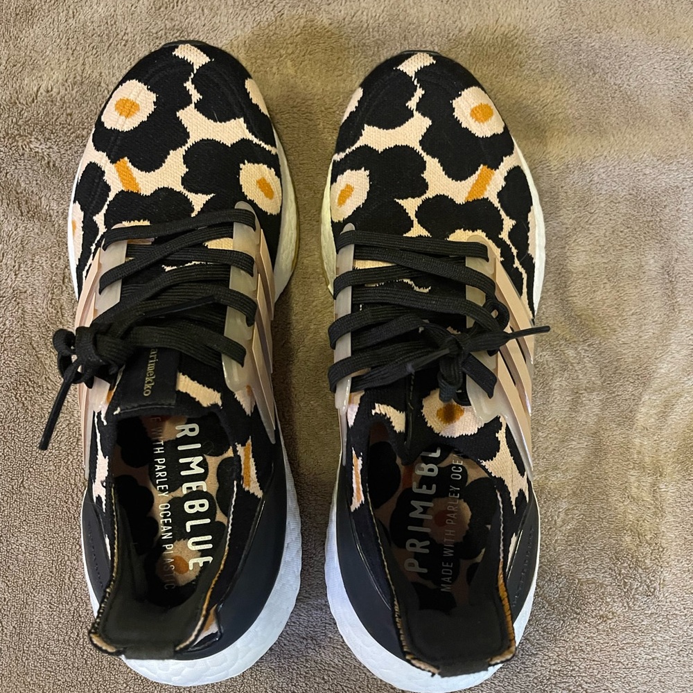 Adidas + marimekko ultraboost